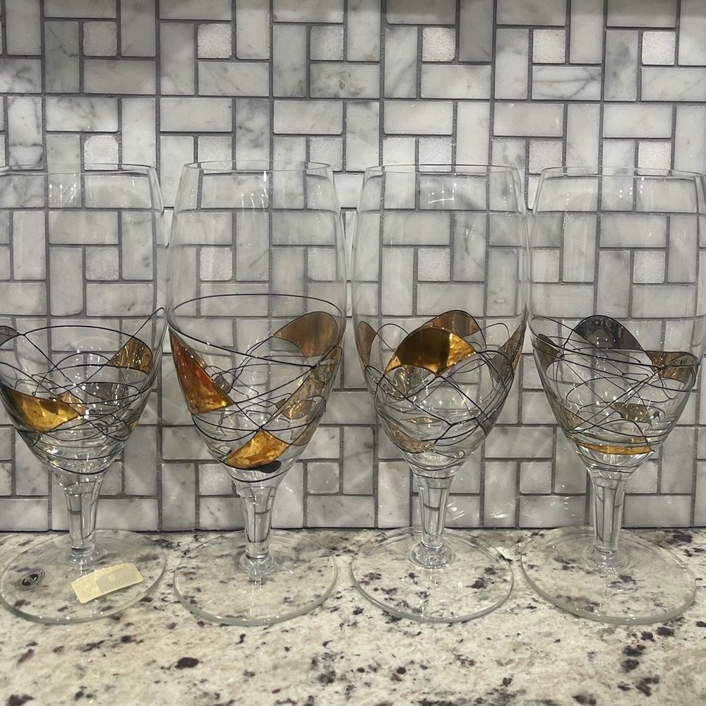 4 Vintage Goblets Stimas Ribbon La Fleur Glasses NWT. Made in Romania